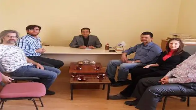 YYÜ'DE FELSEFE ATÖLYESİ BAŞLIYOR