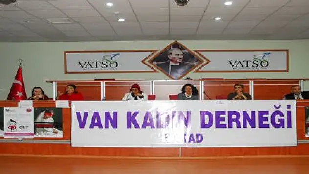 ÇOCUK GELİNLERE HAYIR PANELİ