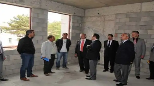 OKUL İNŞAATLARINA İNCELEME