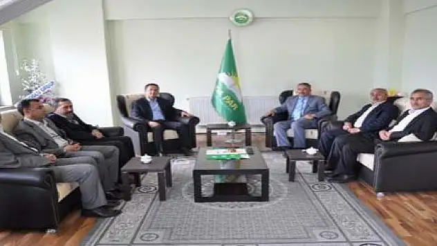 AK PARTİ'DEN HÜDA-PAR'A ZİYARET