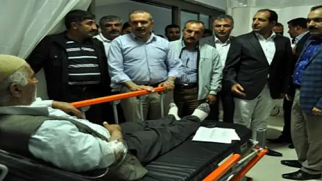 Vekillerden yaralılara ziyaret