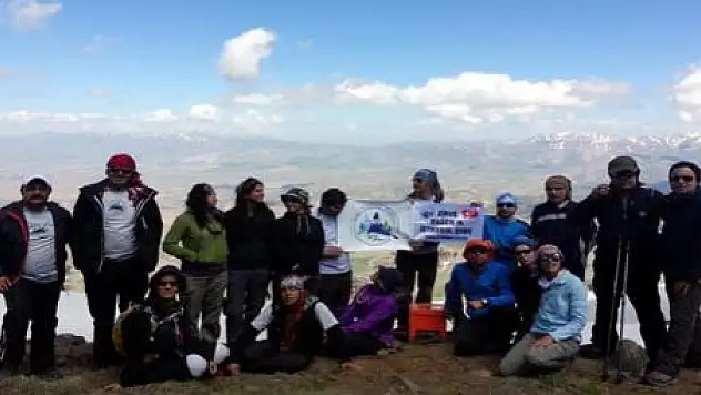 DAĞLAR DAĞCILARIN GÖZDESİ OLDU