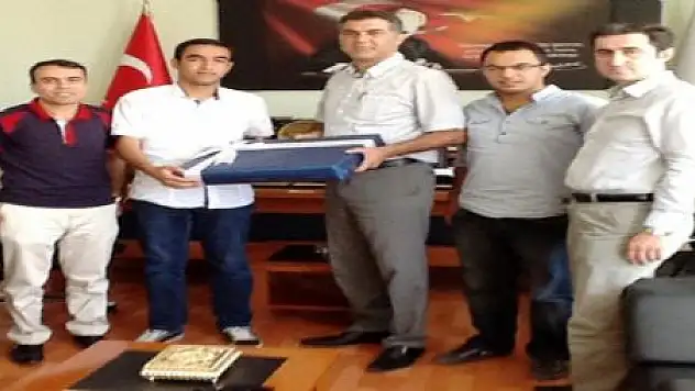 VATSO'DAN LYS BİRİNCİSİNE ÖDÜL