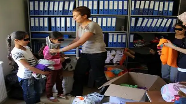 BAŞKALE'DE 50 AİLEYE YARDIM