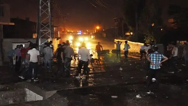 VAN'DA OLAYLI YÜRÜYÜŞ