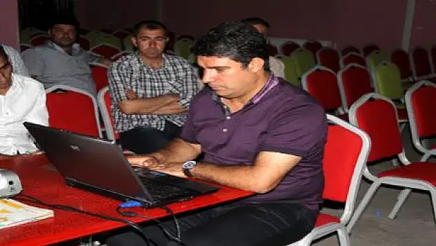 BAŞKALE'DE 'BÜYÜKŞEHİR YASASI' ANLATILDI