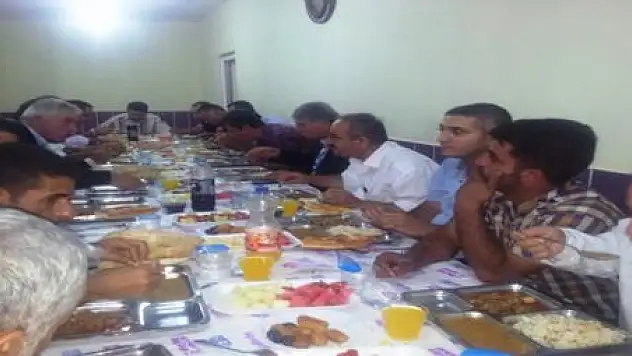 ÇATAK MÜFTÜLÜĞÜ'NDEN İFTAR YEMEĞİ