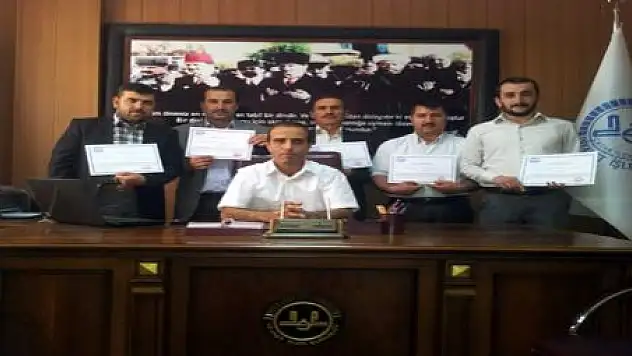 DİN GÖREVLİLERİ ÖDÜLLENDİRİLDİ