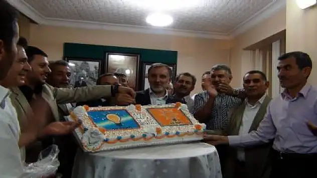 AK Parti'de buruk kutlama