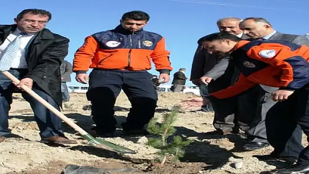 644 KİŞİ İÇİN 644 FİDAN DİKİLDİ