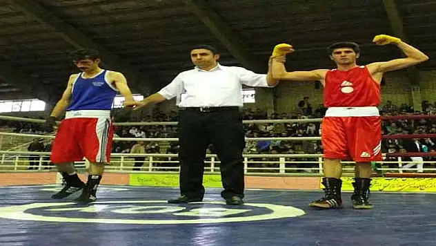 VAN VE İRAN ARASINDA BOKS TURNUVASI