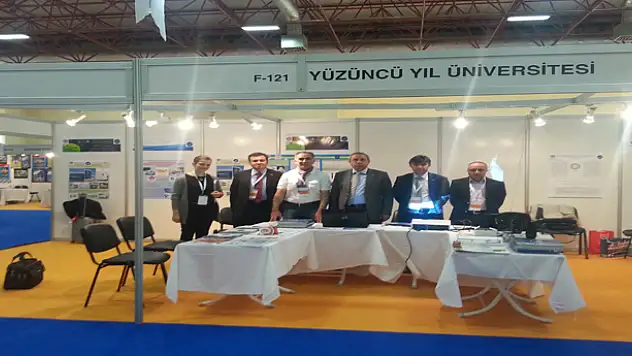 YYÜ 2013 İNOVASYON FUARINDA