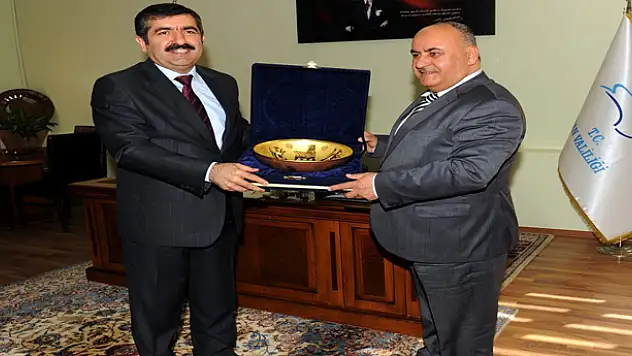 ÜMRANİYE BELEDİYESİ'NDEN VALİ'YE ZİYARET