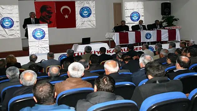 Türk Eğitim-Sen Başkanı Yıldız güven tazeledi