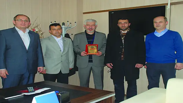 Hastadan Doktora Teşekkür Plaketi 