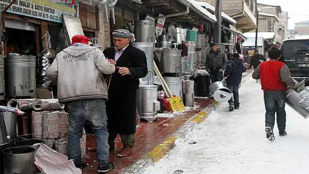 SAC SOBALAR TARİHE KARIŞIYOR