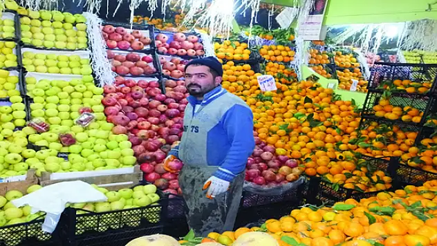 SEBZE VE MEYVE FİYATLARI UÇTU