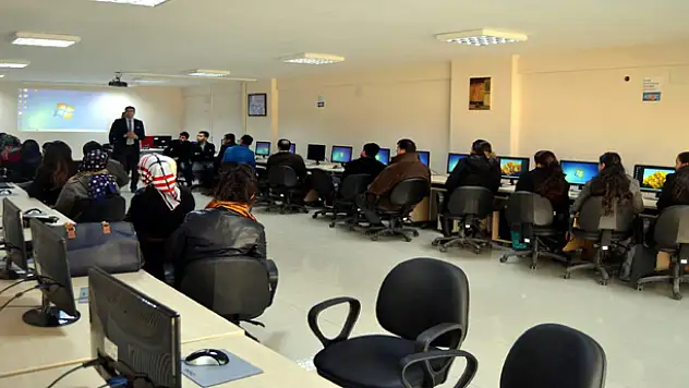 VANDA 160 SAATLİK BİLGİSAYAR KURSU