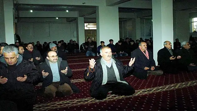 MÜDÜR AYDIN İÇİN MEVLİT OKUTULDU