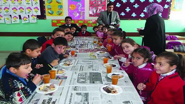 Minik öğrencilerin Yerli Malı Haftası heyecanı