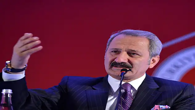 Zafer Çağlayan istifa etti