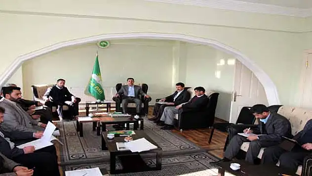 HÜDA-PAR BAŞKAN ADAYLARI STRATEJİ BELİRLEDİ 