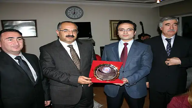 MÜDÜR TALAY TOY'A VEDA YEMEĞİ