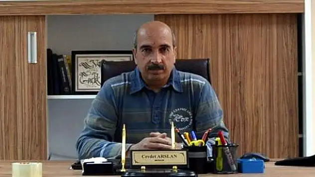 VANDA HÜSN-Ü HAT SERGİSİ AÇILIYOR