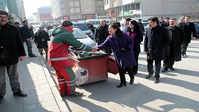 Kaya ve Çoban'dan esnaf ziyareti