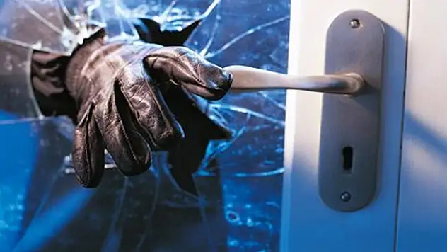 HIRSIZLIK ZANLILARI TUTUKLANDI