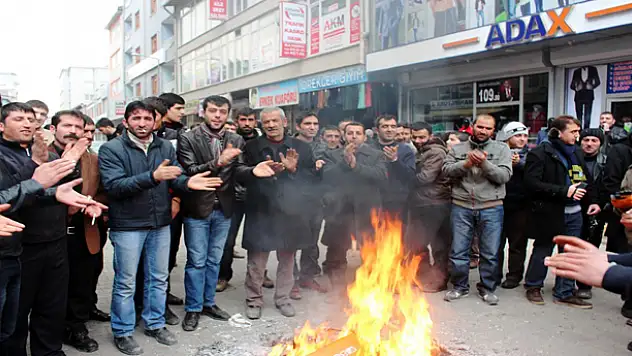 VEDAŞ'I İSTİFA'YA  ÇAĞIRDILAR