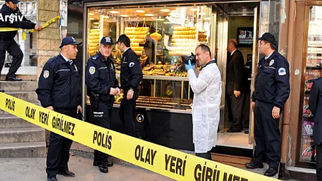 KUYUMCU SOYGUNUNDA 4 KİŞİ YAKALANDI 