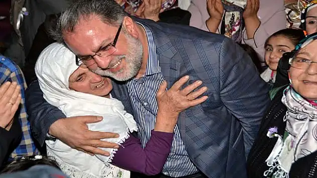 GÜLAÇAR KADINLAR GÜNÜNÜ KUTLADI 