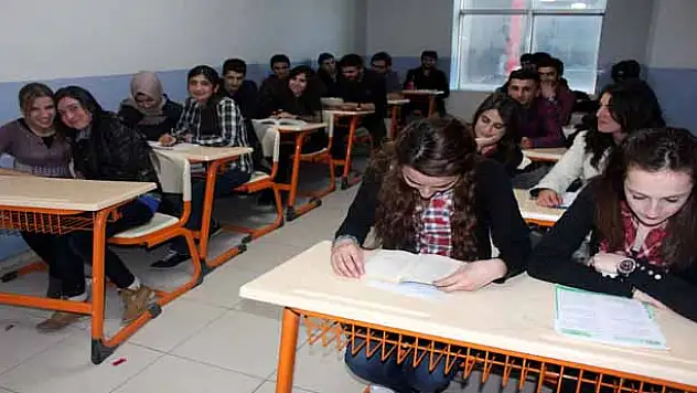  ÖĞRENCİLERİN YGS HEYECANI