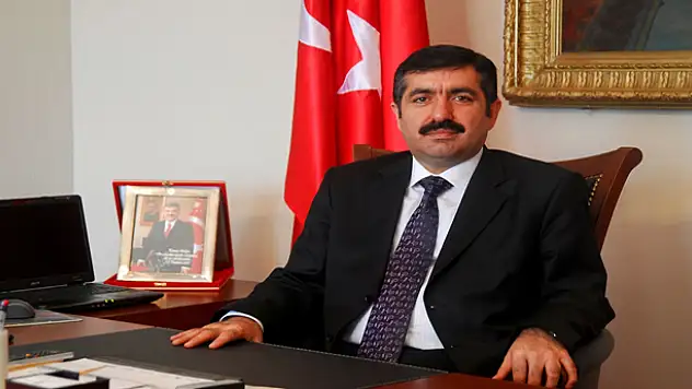 VALİ DOĞANDAN SİYASİ PARTİLERE UYARI