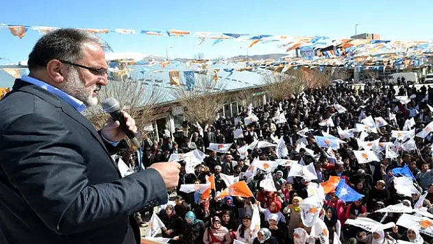 GÜLAÇAR, GÜRPINARDA İKİNCİ MİTİNGİNİ YAPTI