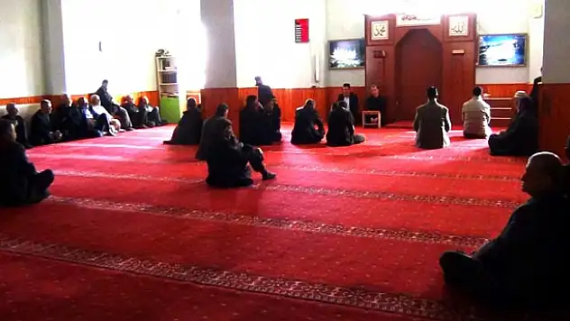 MHPLİ KÖROĞLU İÇİN MEVLİT OKUTULDU