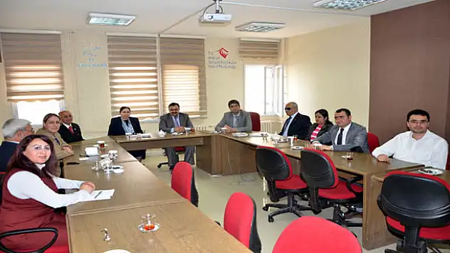 ENGELLİLER ÇÖZÜM İSTEDİ