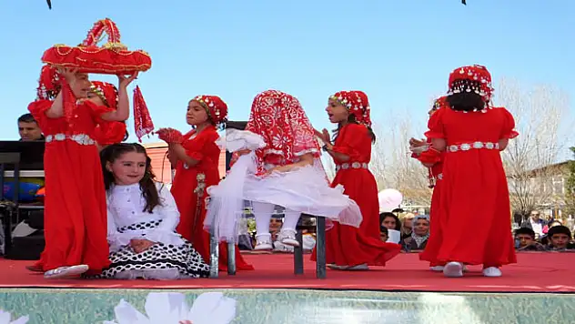  23 NİSAN COŞKUYLA KUTLANDI