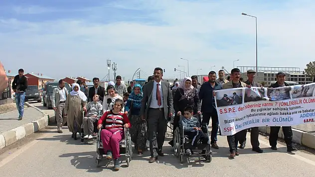 SSPE HASTALARI  ANKARAYA YÜRÜYOR