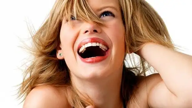 YÜZÜMÜZ  NEDEN  GÜLMÜYOR?