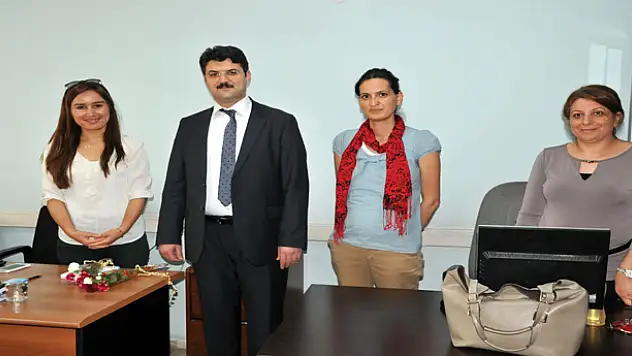 Acar, Ebe ve Hemşirelerin Haftasını Kutladı