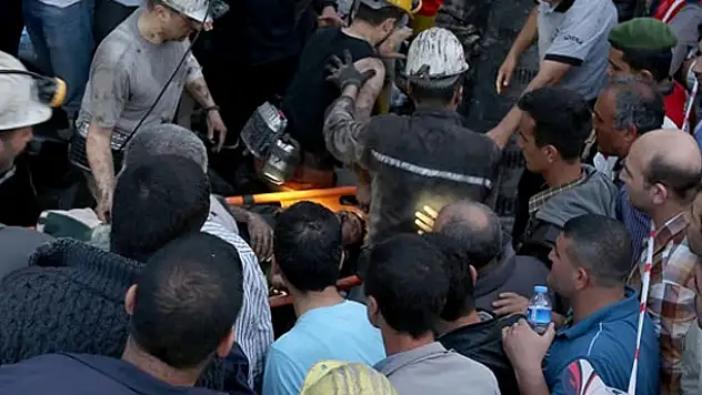 FACİADA VEFAT EDENLER İÇİN SELA OKUTULDU