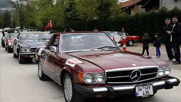 KLASİK OTOMOBİLLER VAN'A  GELİYOR