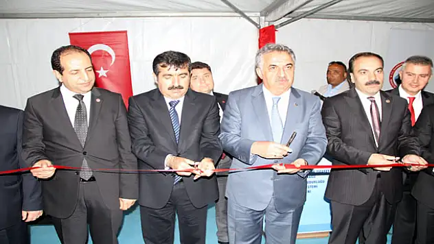 Bakan Yazıcı, İran Yollarını Yenilemesi Gerekiyor