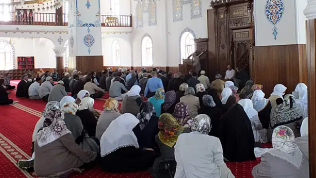 Hacı Adaylarına Seminer Verildi