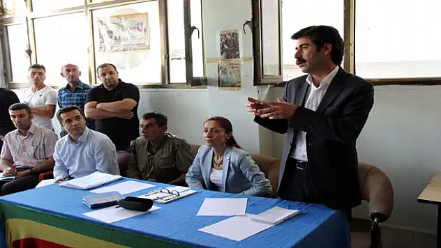 Eş Başkanlar Gevaş'ta Muhtarlar İle Buluştu