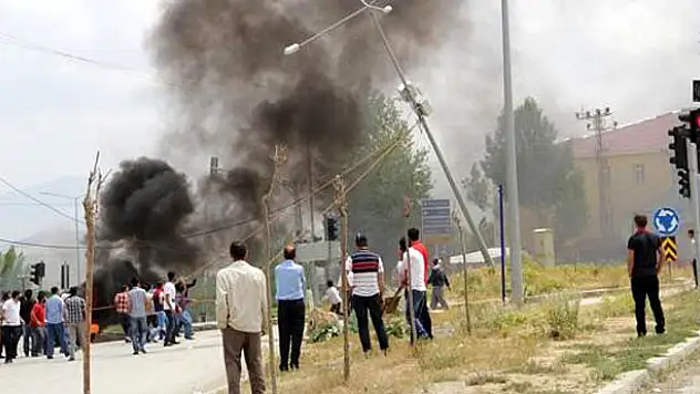 Başkale'de Çatışmalar Var