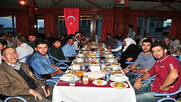 Vali Doğan'dan Şehit Yakınları ve Gazilere İftar Yemeği 