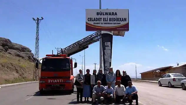 Erciş'te Bulvara Kürtçe İsim Verildi 